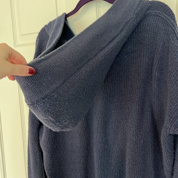 Aerie Hooded Sweater - Picture 4 of 5